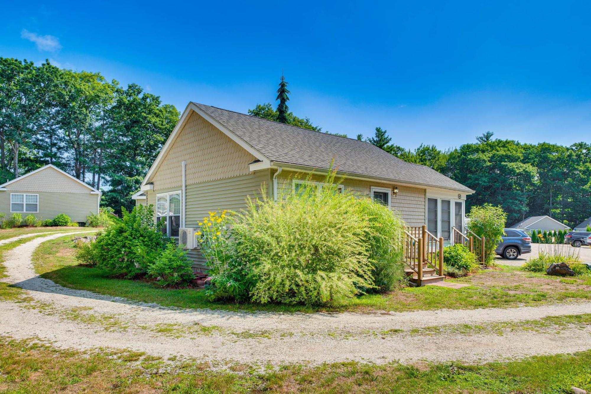 Charming Coastal Cottage With Pool Access! Wells Exterior photo