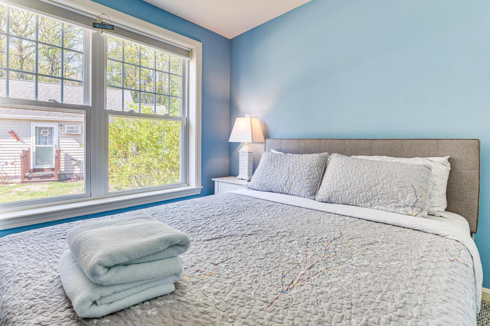 Charming Coastal Cottage With Pool Access! Wells Exterior photo